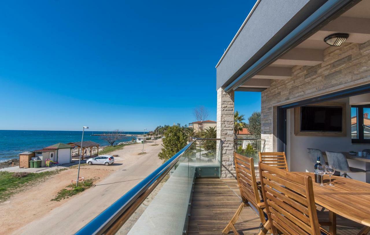 Lovrečica Villa Punta Mulino מראה חיצוני תמונה