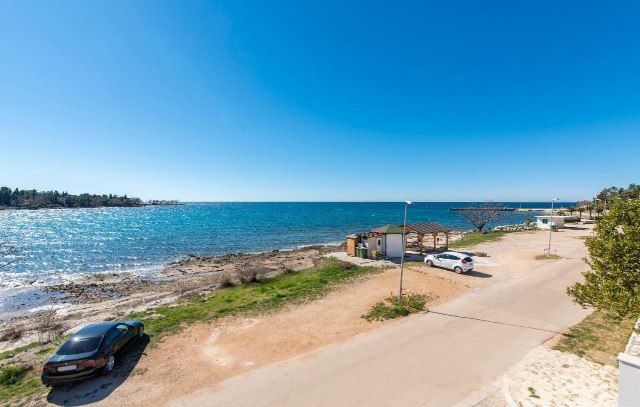 Lovrečica Villa Punta Mulino מראה חיצוני תמונה